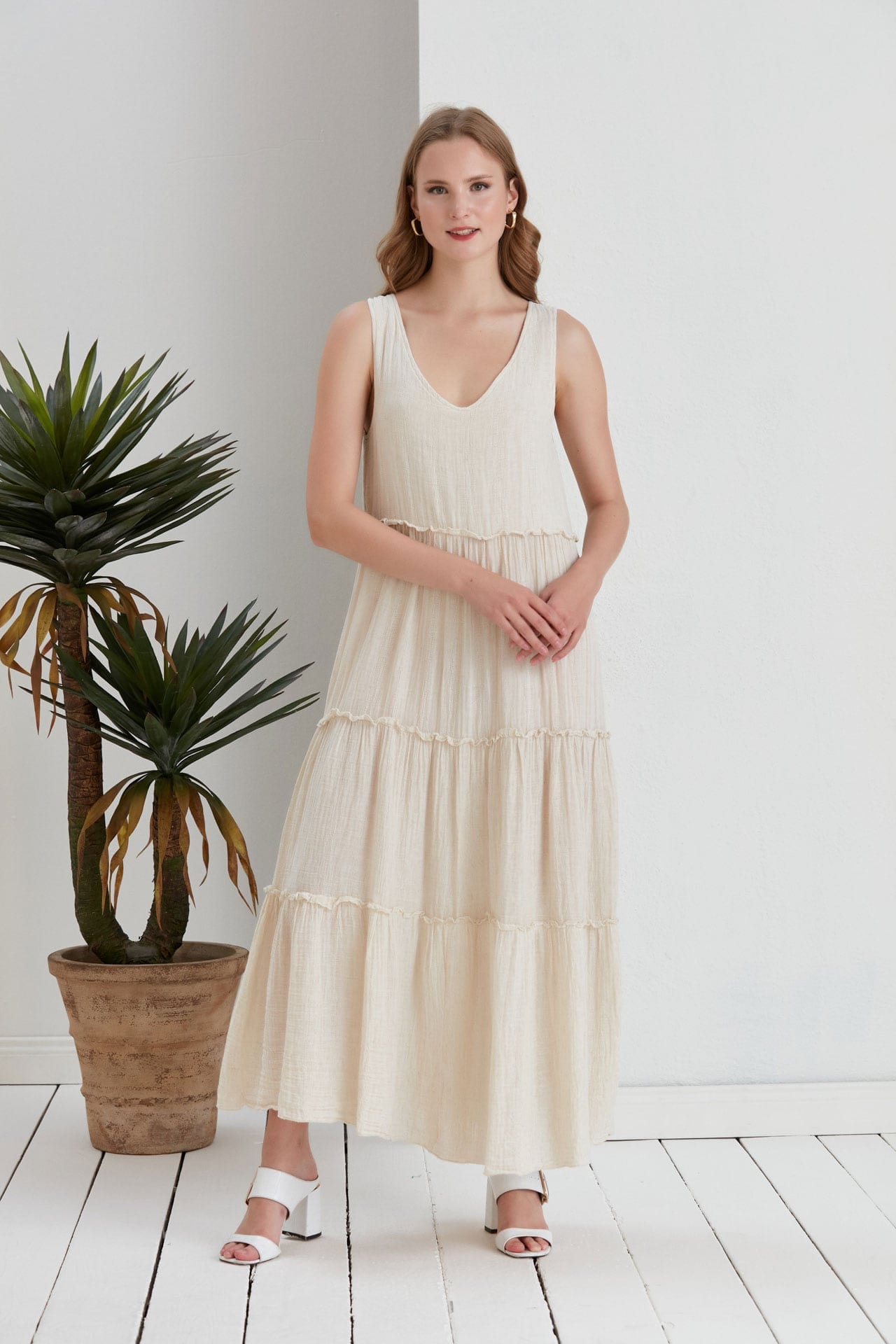 Jolie Tiered Muslin Maxi Dress - Ecru