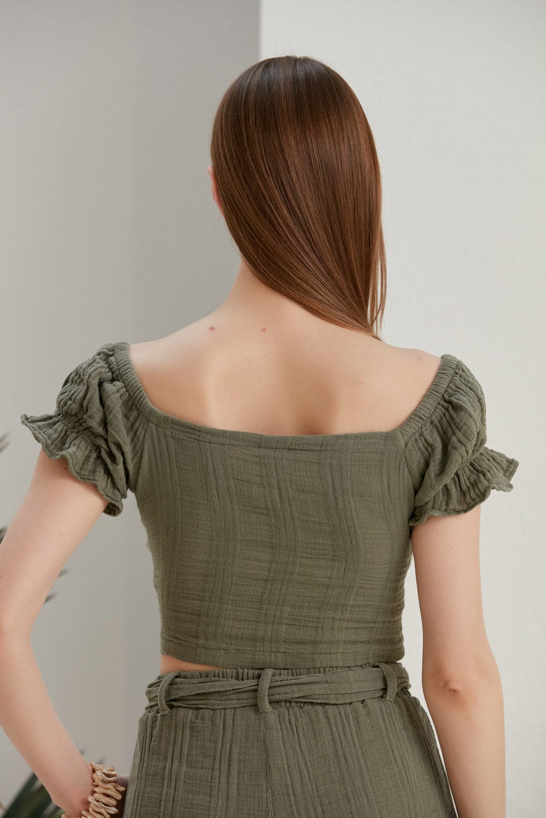 Begonville Mara Gauze Cotton Crop-Top - Olive