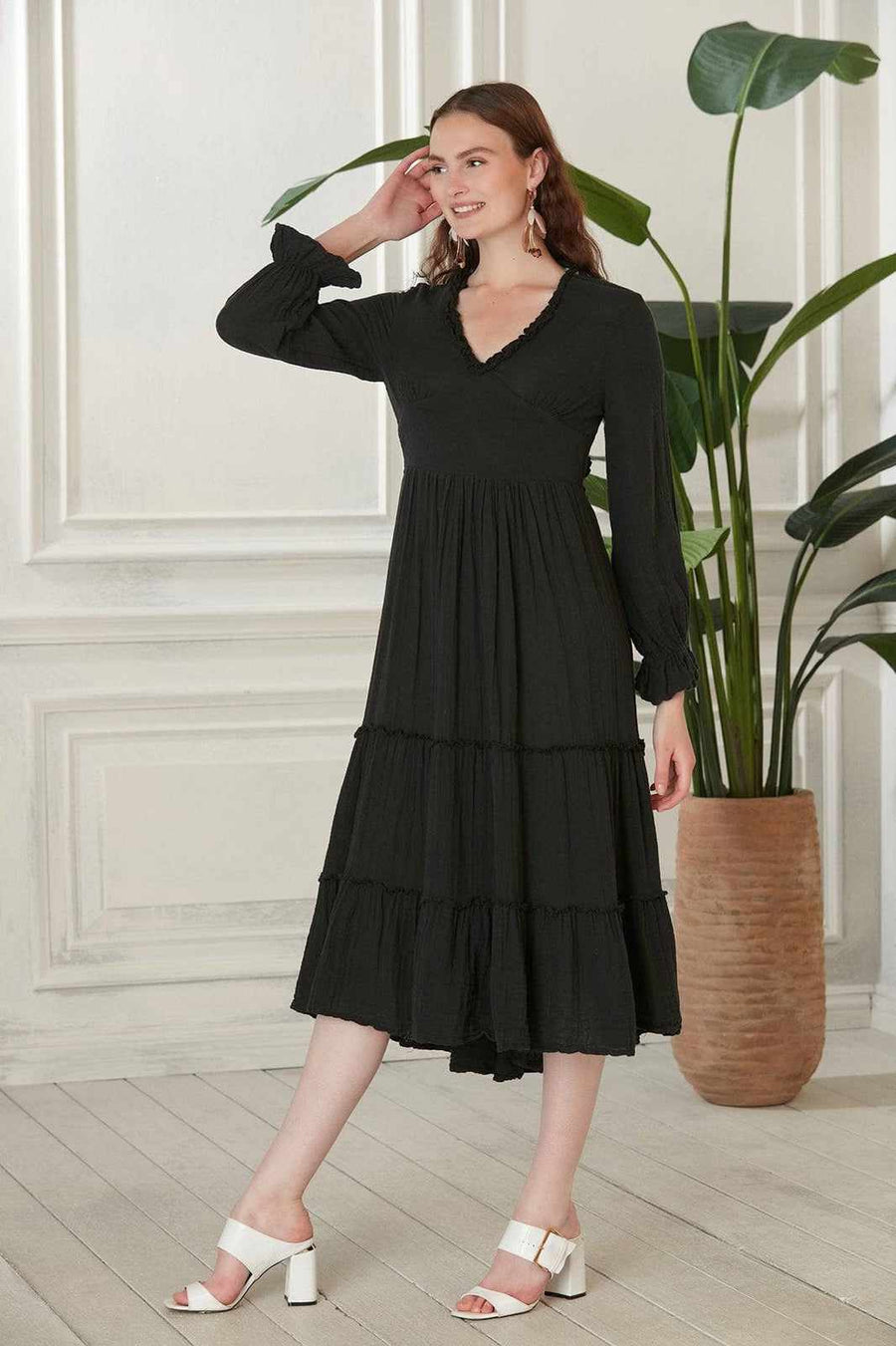 Renna Open Back Cotton Midi Dress - Black