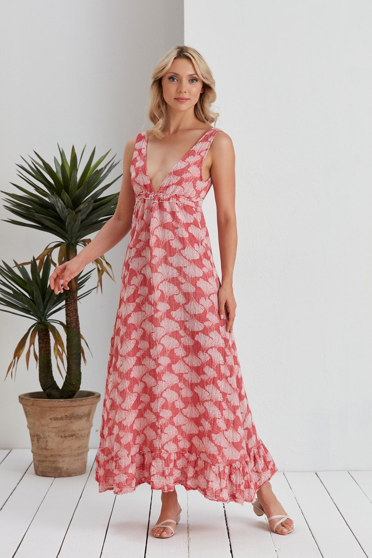Lucy Cinched Waist Flowy Dress - Red Lucy Cinched Waist Flowy Dress - Red